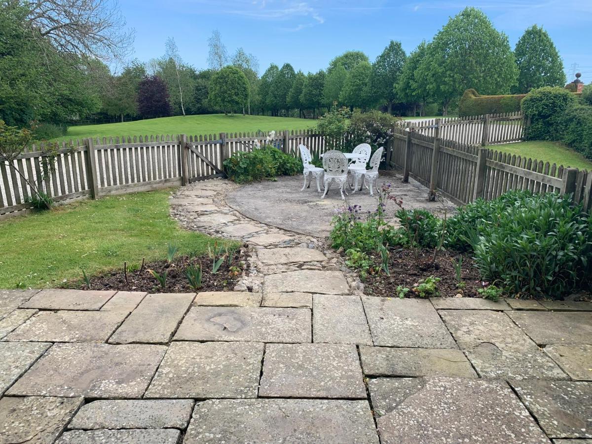 Kingston Estate Villa Staverton  Luaran gambar